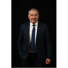 Брицун — стикер для MAX
