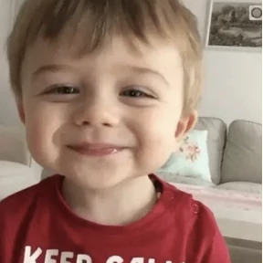mimi — стикер для MAX