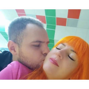 Мы — стикер для MAX
