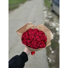 ну я — стикер для MAX