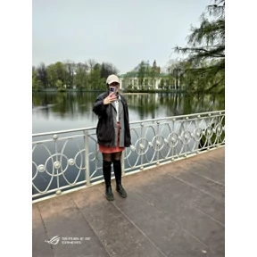 Катюша — стикер для MAX