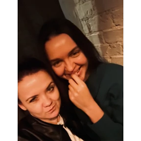 настюша — стикер для MAX