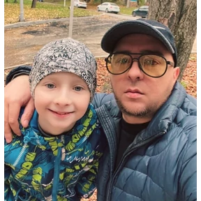 Мои. — стикер для MAX