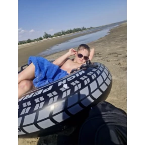 Ваня 7777 — стикер для MAX