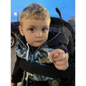 Нью — стикер для MAX