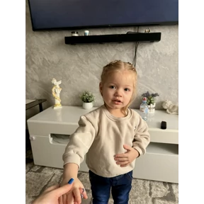 Алинченыш — стикер для MAX