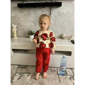 Алинченыш — стикер для MAX