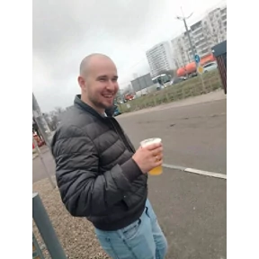 Мамонты — стикер для MAX