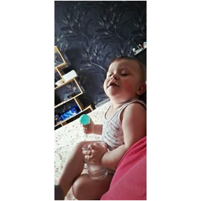 Мы — стикер для MAX