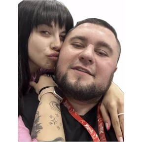 Piski — стикер для MAX