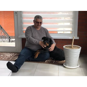 Эмодзи — стикер для MAX