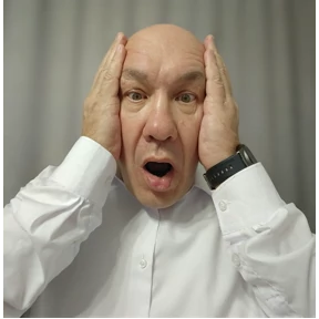 ЯЯЯ — стикер для MAX