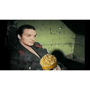 ХиханькиХаханьки — стикер для MAX
