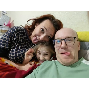 Наташа — стикер для MAX