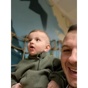 Семья — стикер для MAX