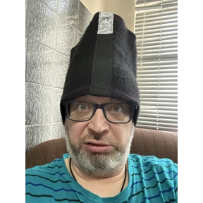 Пупс — стикер для MAX
