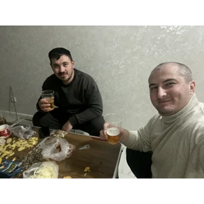 Саро — стикер для MAX