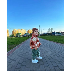 Али — стикер для MAX