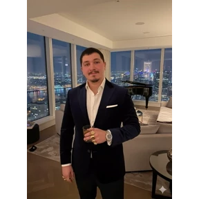 Бета макс — стикер для MAX