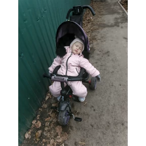 Мирося — стикер для MAX
