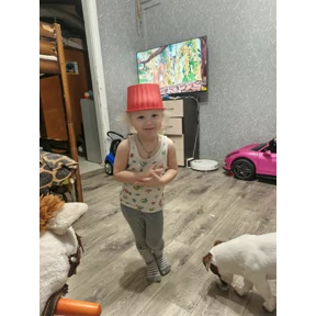 Мирося — стикер для MAX