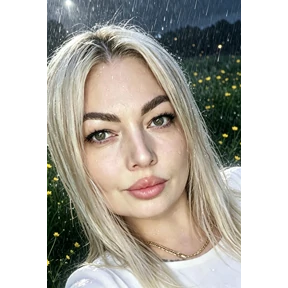 Вау — стикер для MAX
