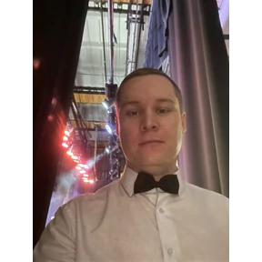 Свои — стикер для MAX