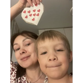 Свои — стикер для MAX