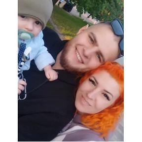 Мы — стикер для MAX