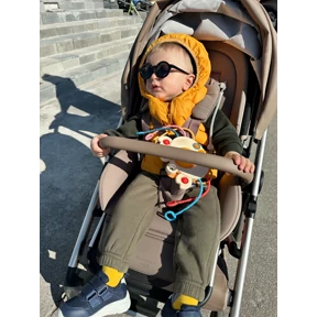 Мои — стикер для MAX