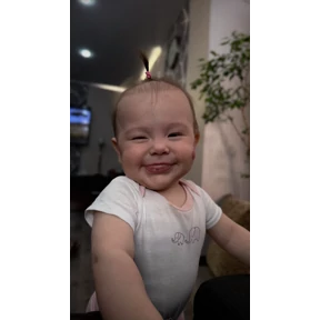 Мои — стикер для MAX