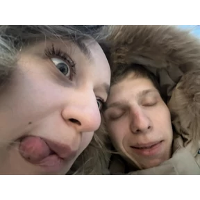 Мы — стикер для MAX