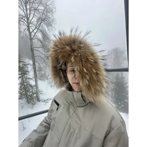 Мы — стикер для MAX
