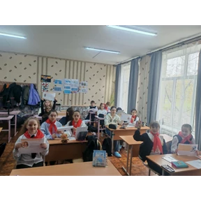 5-В — стикер для MAX