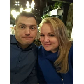 Мы — стикер для MAX