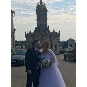 Мы — стикер для MAX