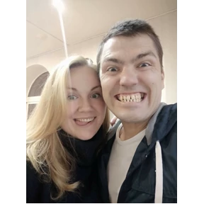 Мы — стикер для MAX