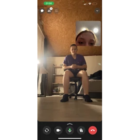 Куку — стикер для MAX