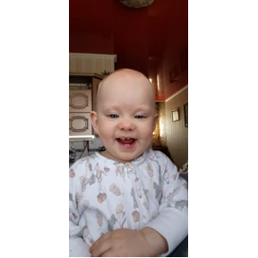 Есёк — стикер для MAX