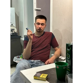 Смех — стикер для MAX