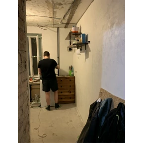 Пря — стикер для MAX
