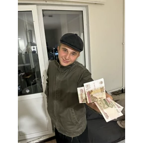 бомбом — стикер для MAX