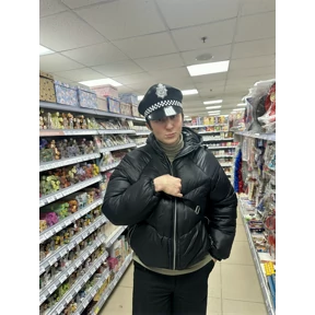 бомбом — стикер для MAX