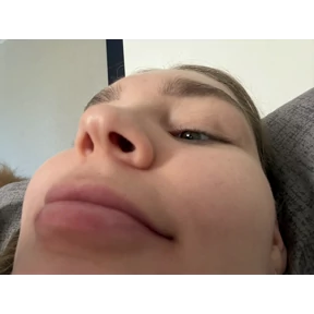 Мы — стикер для MAX