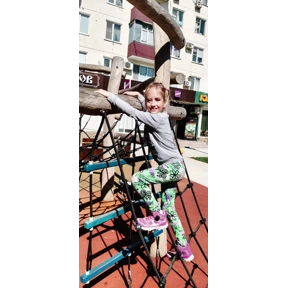 Лисёна — стикер для MAX
