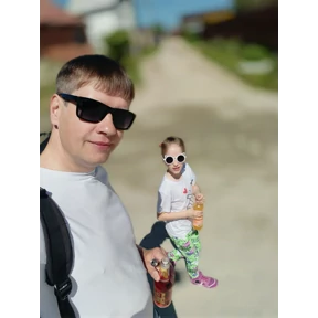 Лисёна — стикер для MAX