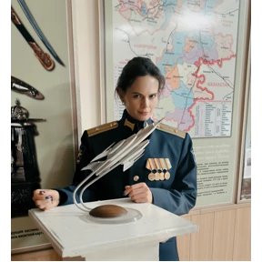 Эмодзи 1 — стикер для MAX