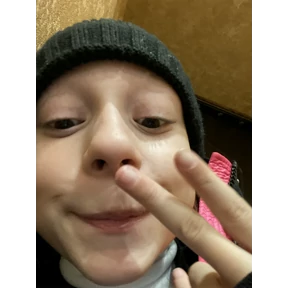 Мой — стикер для MAX