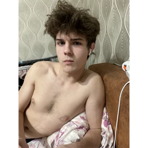 привет — стикер для MAX
