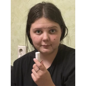 лилька шпилька — стикер для MAX